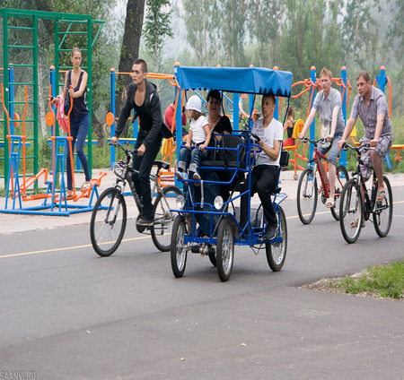 ​В Татышев-парке начал работу муниципальный велопрокат