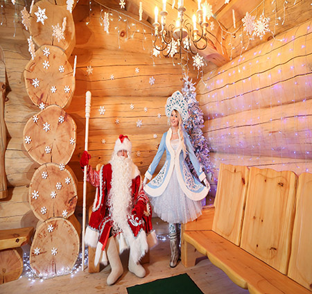 Более 50 красноярцев побывали в резиденции Деда мороза на острове Татышев